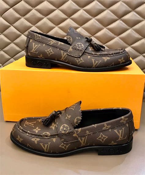 louis vuitton loafers mens brown